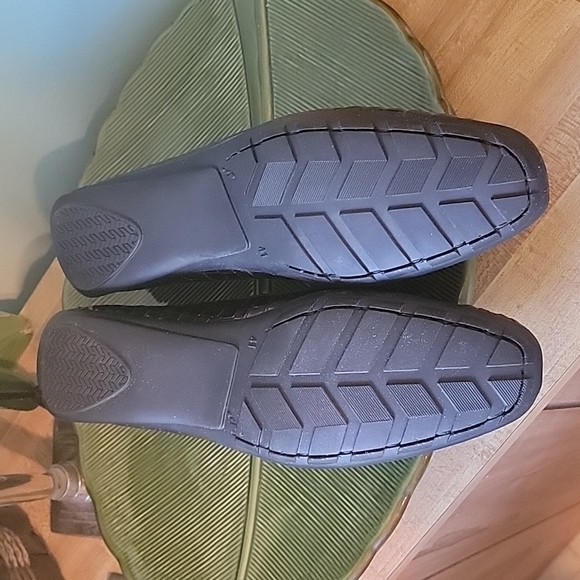 Beautiful Brown Patient Size 41 European Tassel Loafers NWOT - Picture 7 of 8